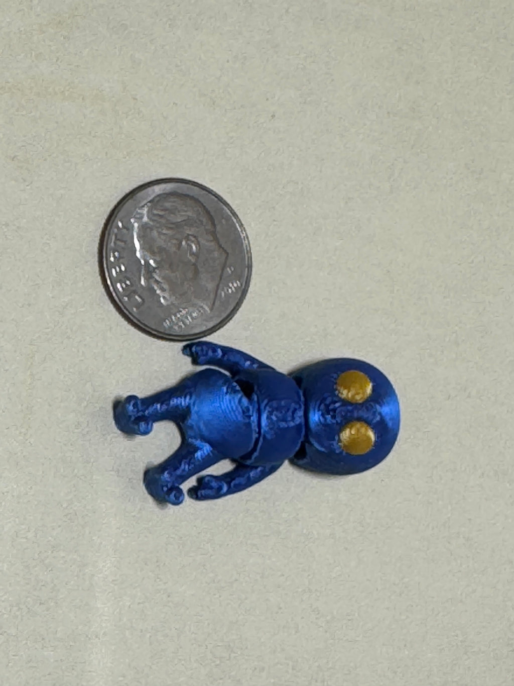 Alien - Nano Nuzzlers