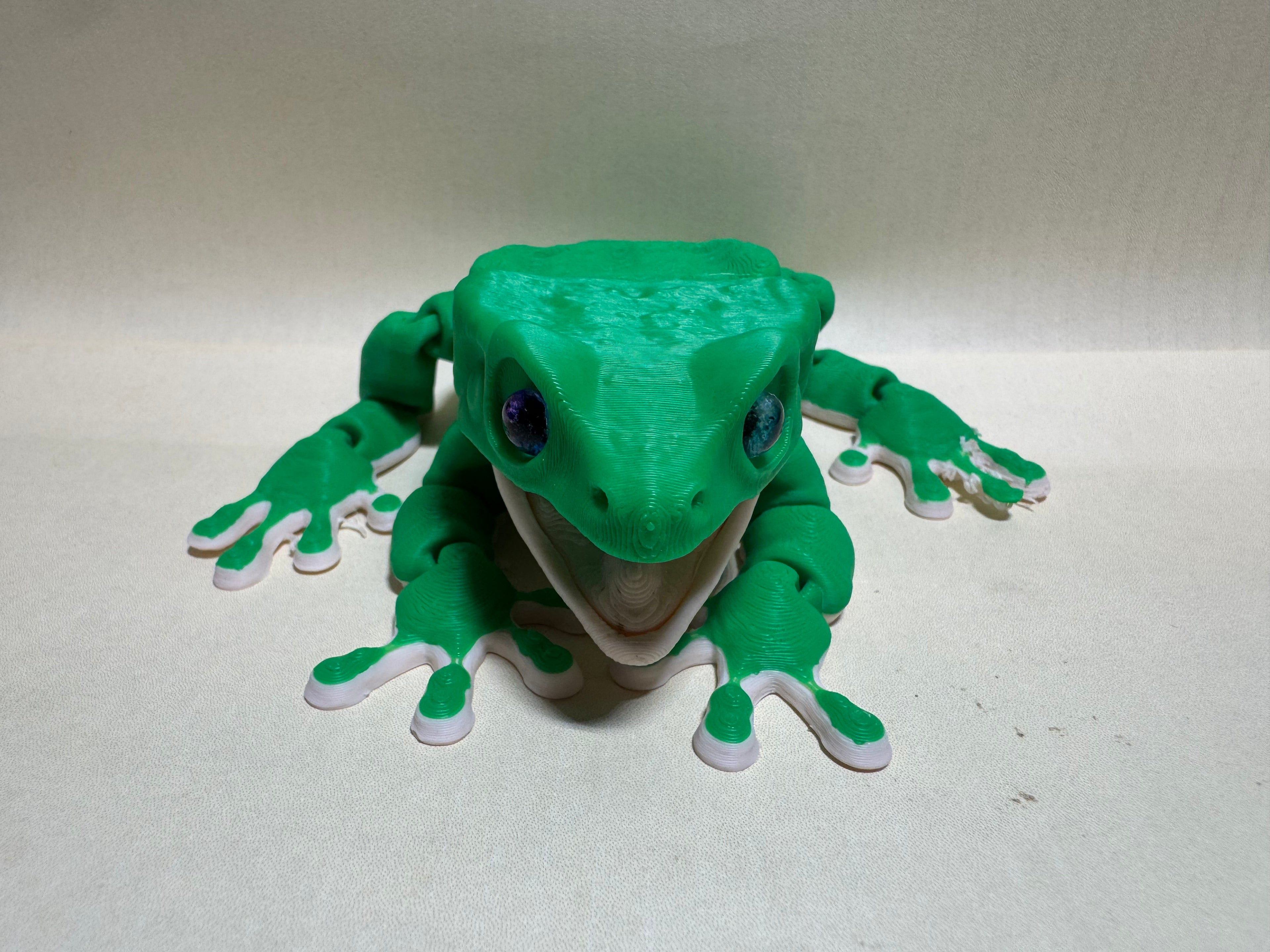 White's Tree Frog Flexi Legends