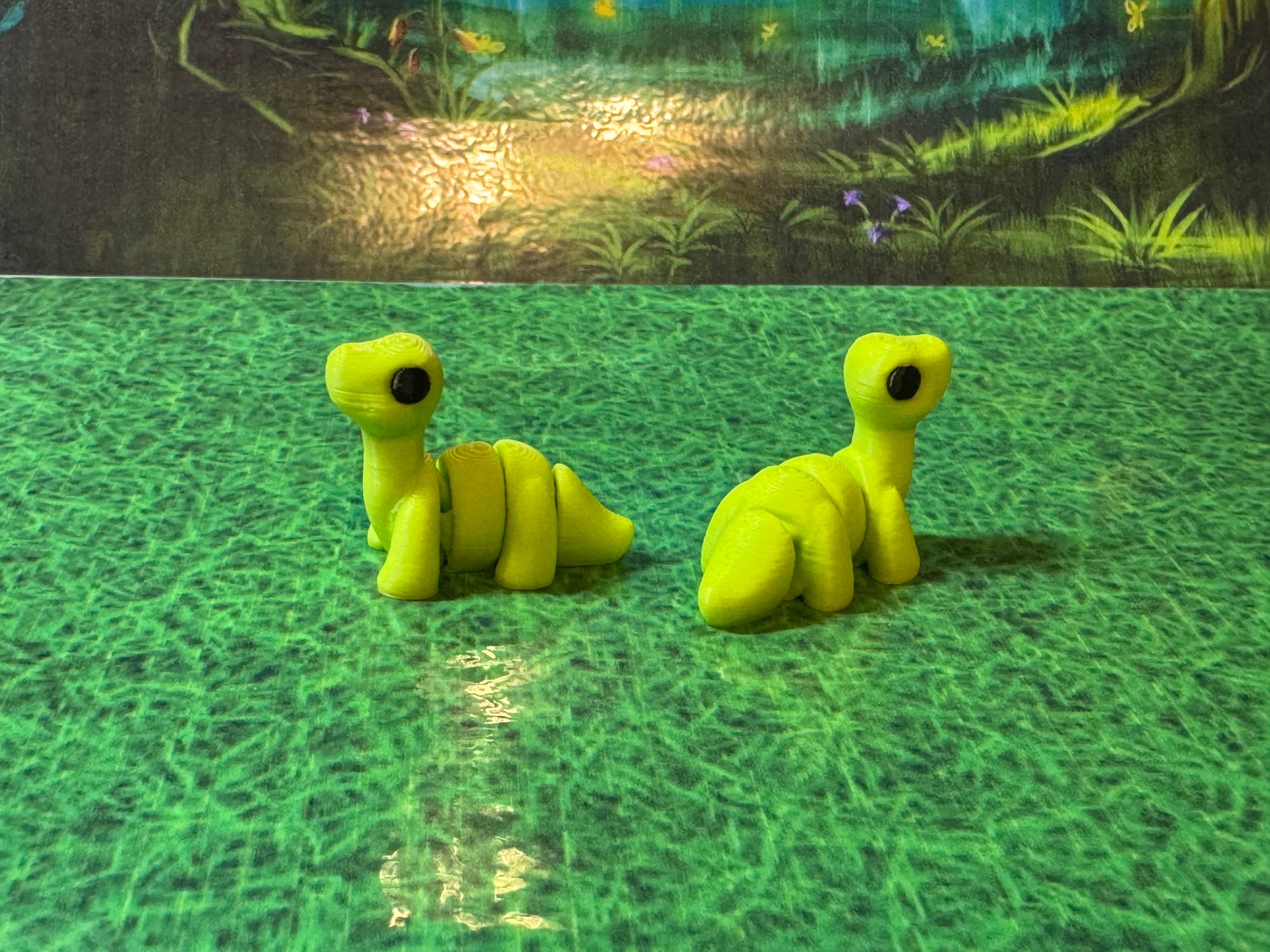 Brontosaurus / Long Neck Nano Nuzzler