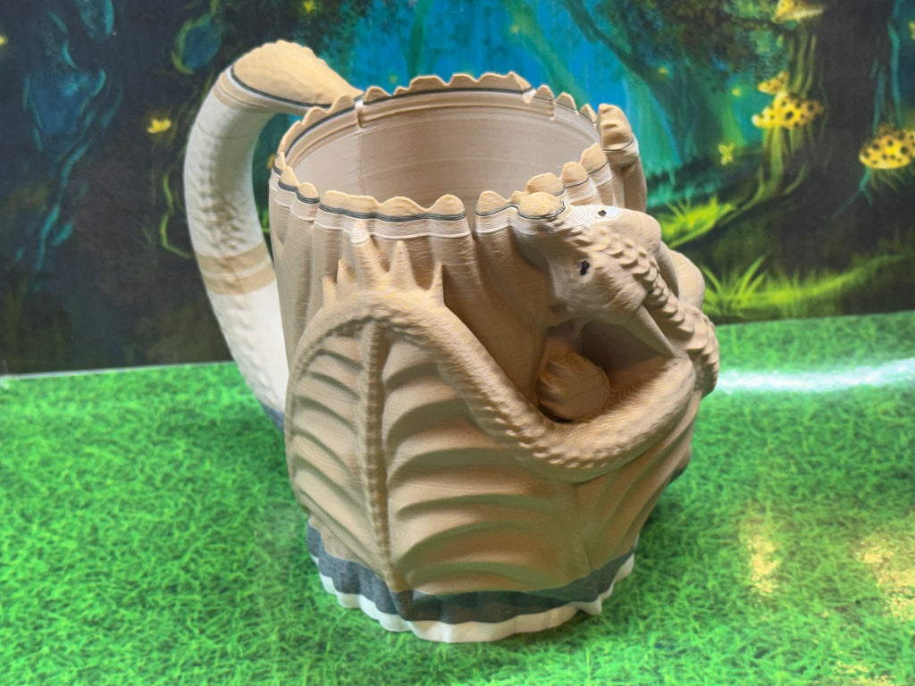 Dragon-Wrapped Can Cover