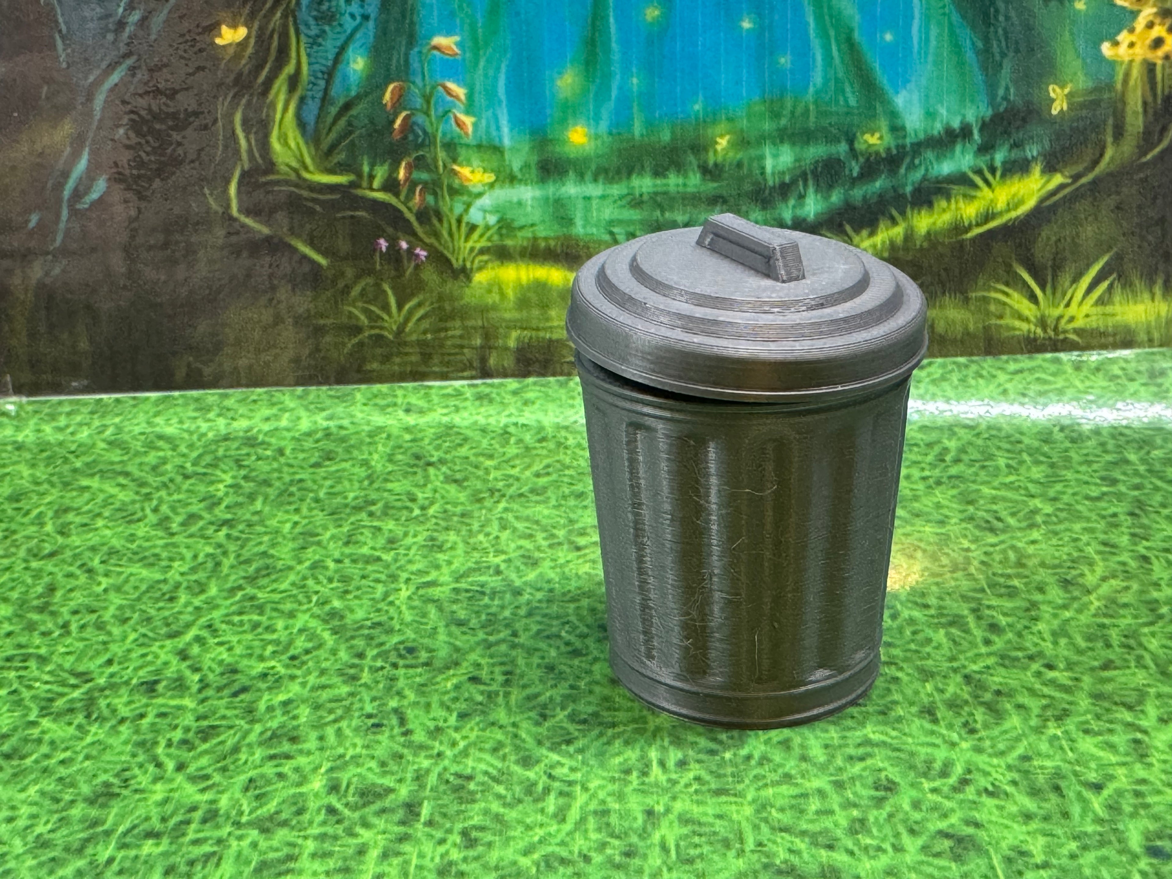 Trash panda w/ Trash Can